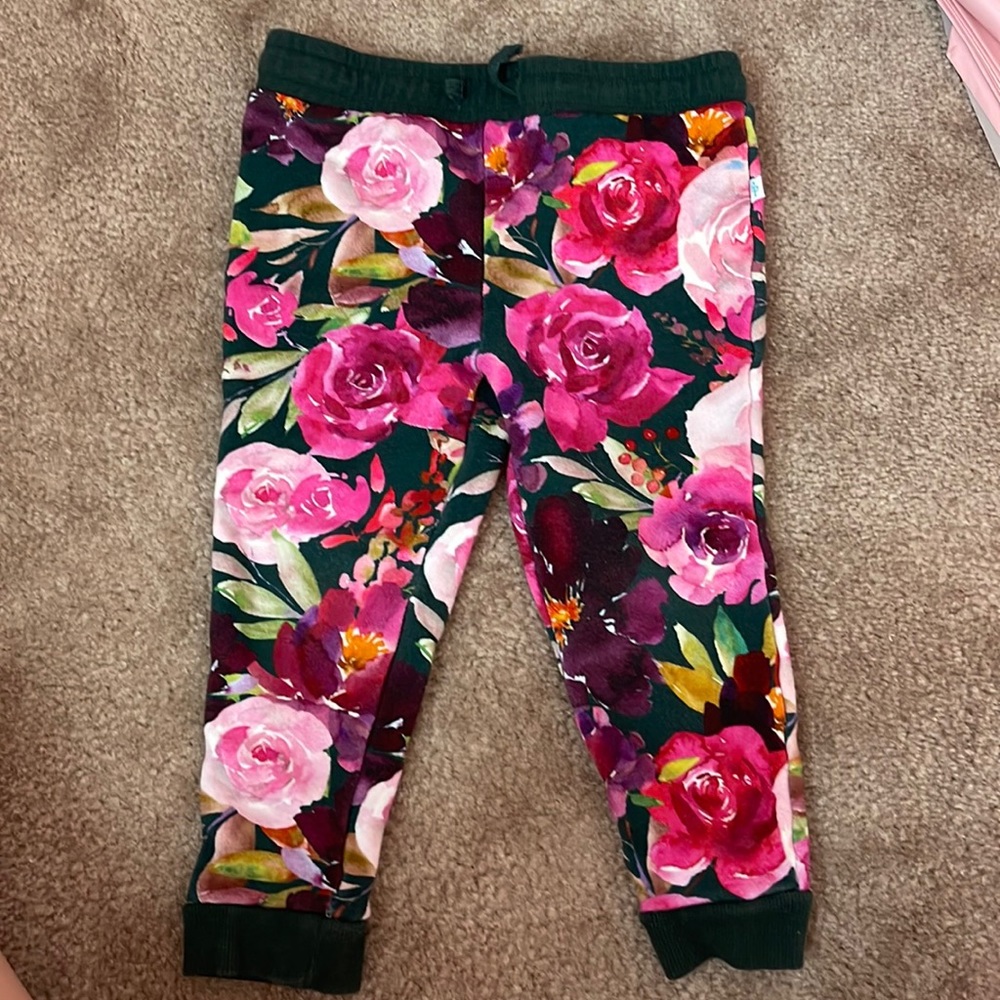 Posh peanut pants